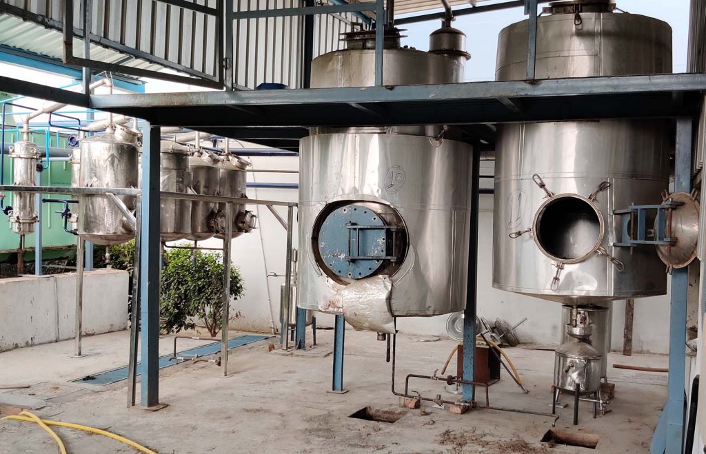 essential oil manufacturing d