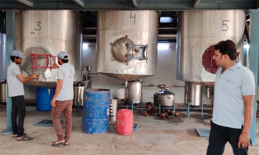 essential oil manufacturing e